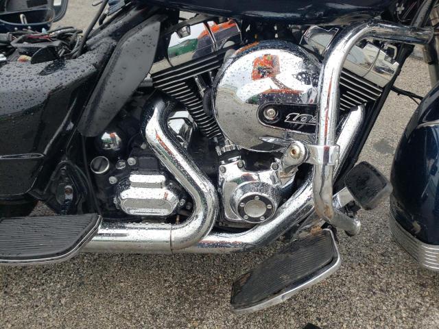 2015 HARLEY-DAVIDSON FLHTP POLI - 1HD1FMM10FB701369