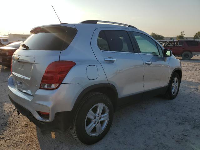 KL7CJLSB4KB907753 Chevrolet Trax 1LT 3