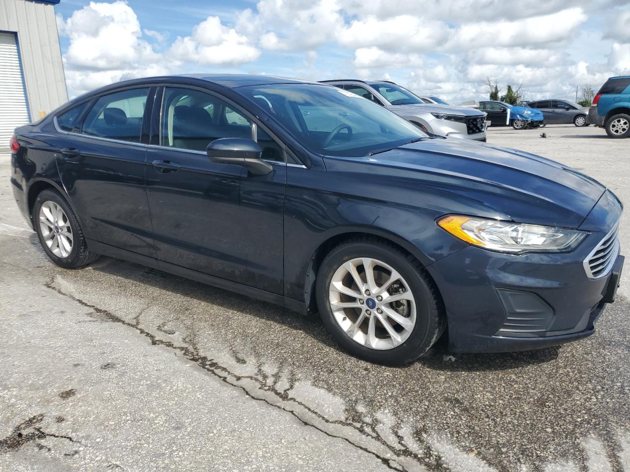 Lot #2902480911 2020 FORD FUSION SE