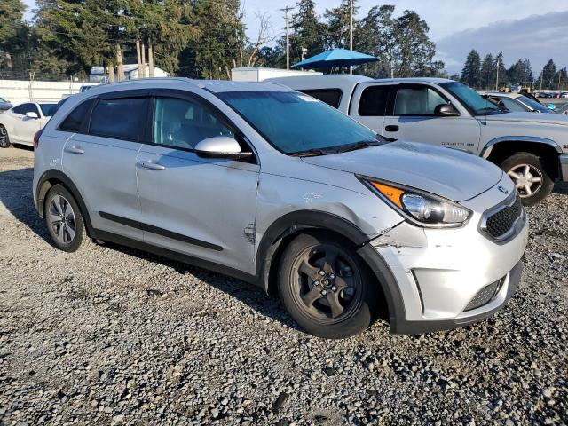 VIN KNDCB3LC6H5049586 2017 KIA Niro, FE no.4