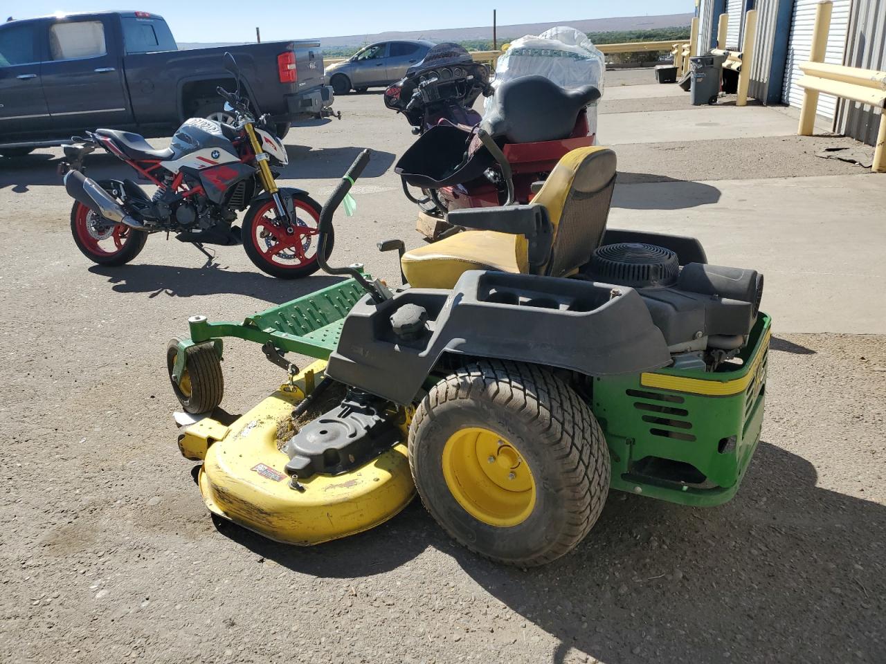 Lot #3030686127 2018 JOHN DEERE 1010 TRCTR