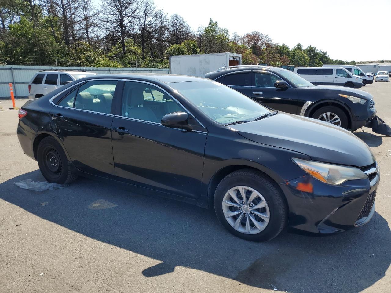 Lot #3027010808 2016 TOYOTA CAMRY LE