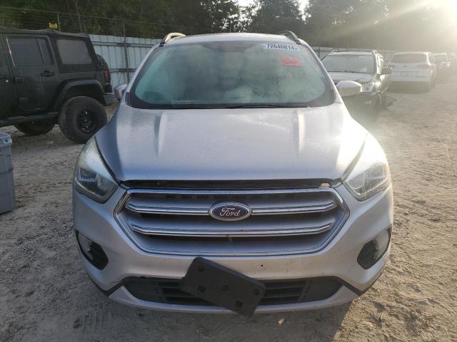 VIN 1FMCU0GD1HUB58907 2017 Ford Escape, SE no.5