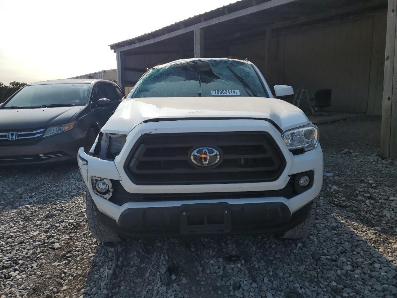 Lot #2945580131 2020 TOYOTA TACOMA DOU