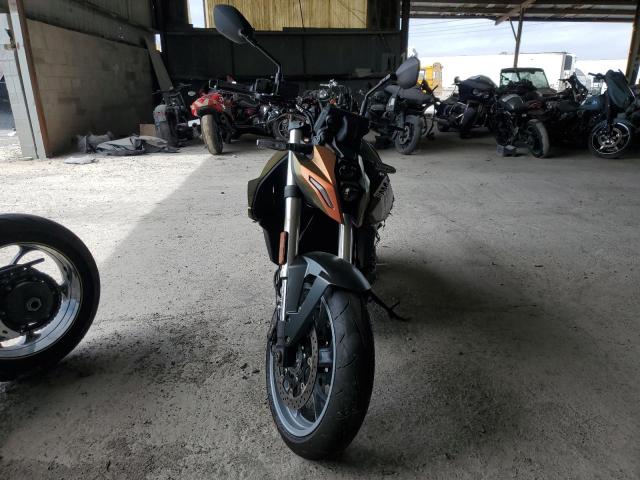 2024 SUZUKI GSX800 R - JS1EM11B4R7100326