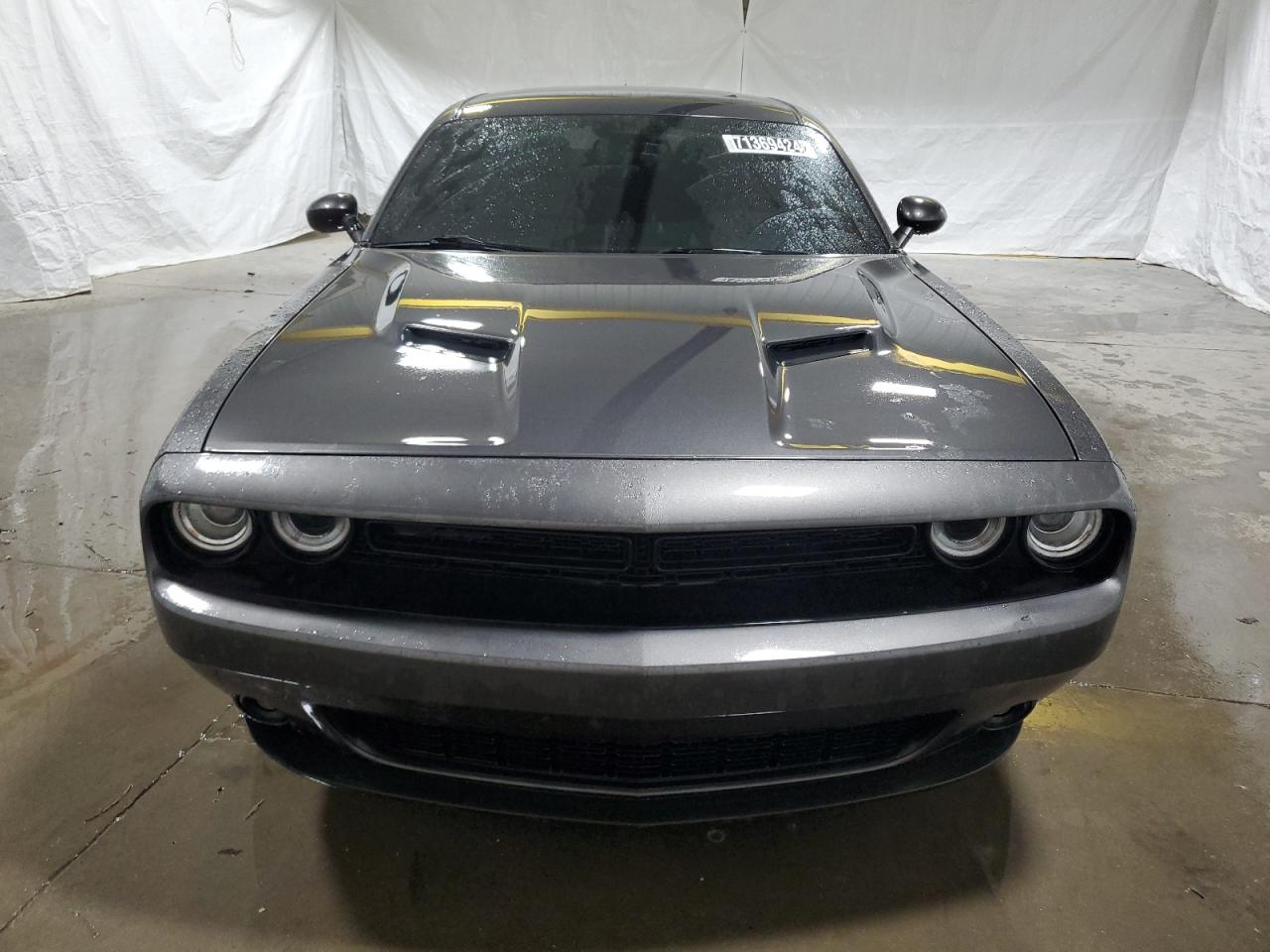 Lot #2982279089 2023 DODGE CHALLENGER