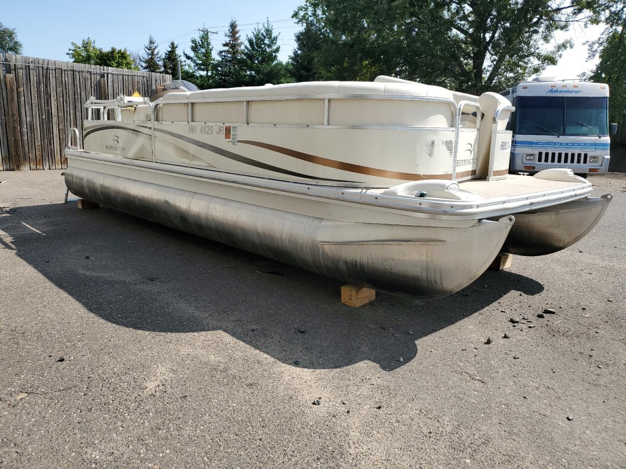 Lot #2819004317 2004 BENN PONTOON