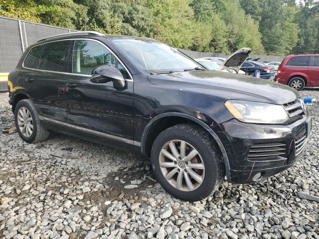 Lot #3033016989 2011 VOLKSWAGEN TOUAREG V6