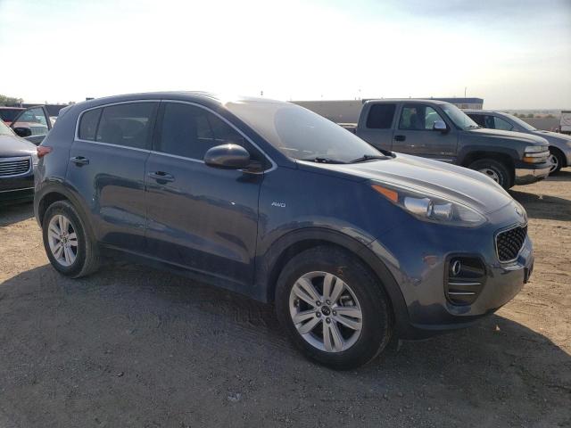 VIN KNDPMCAC0J7417088 2018 KIA Sportage, LX no.4