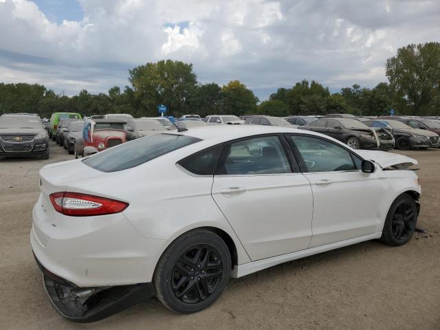 VIN 3FA6P0H72GR171081 2016 FORD FUSION no.3