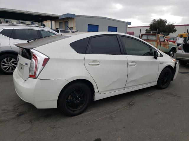 VIN JTDKN3DU3F1975460 2015 Toyota Prius no.3