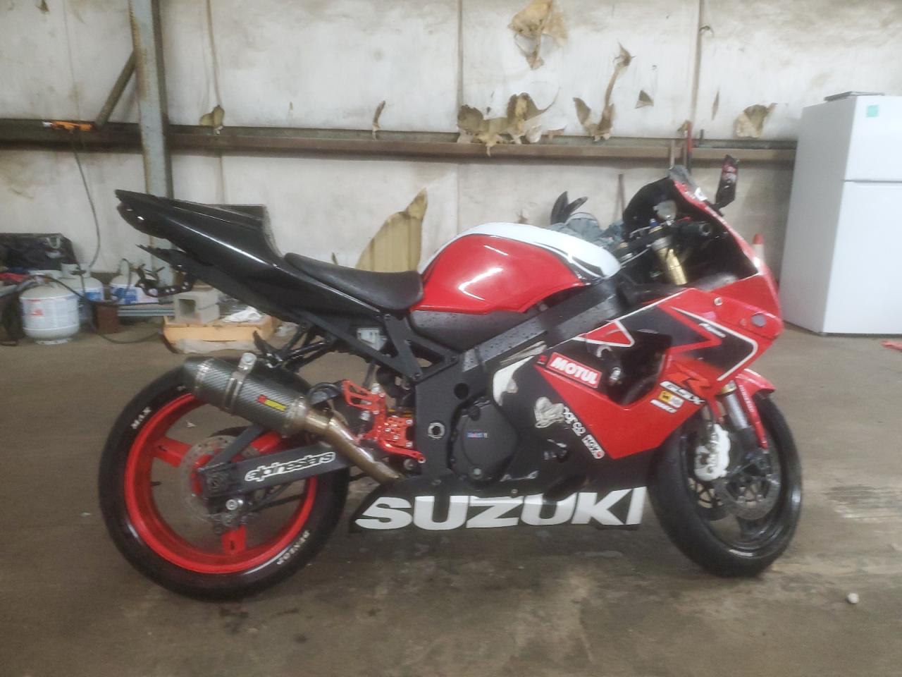 Suzuki GSX-R600K 2004 