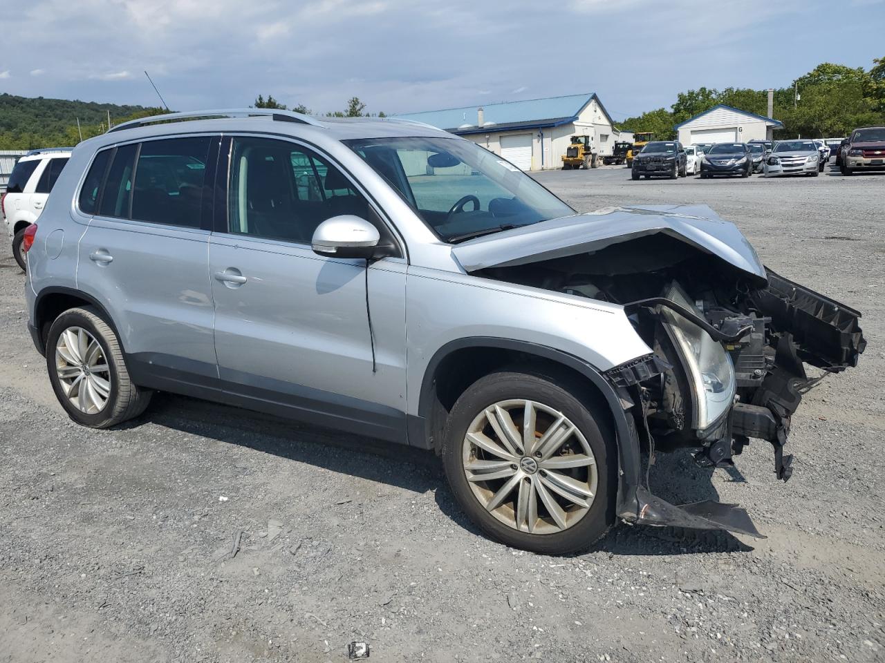 Lot #2976391002 2010 VOLKSWAGEN TIGUAN SE