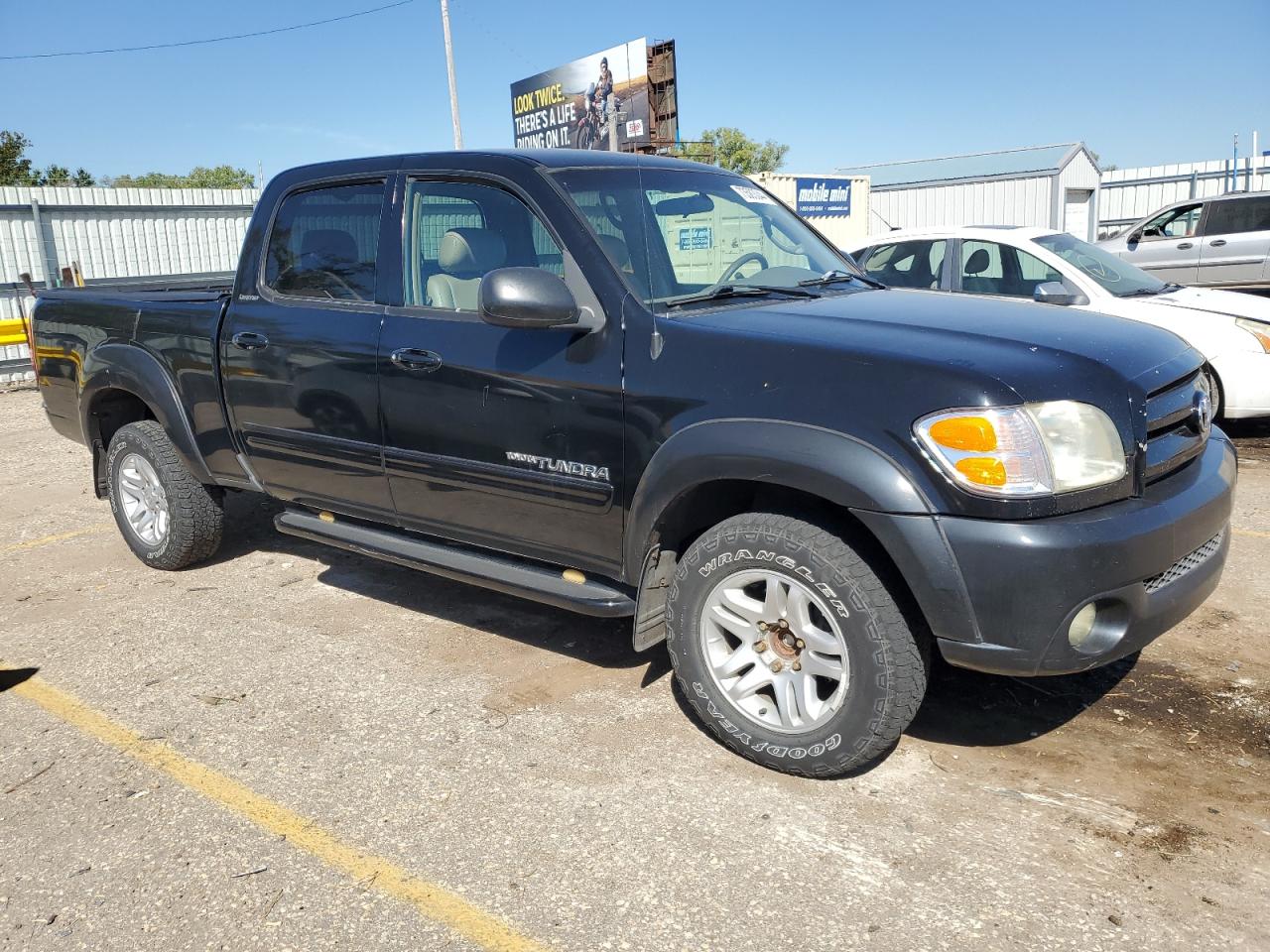 Lot #2890898673 2004 TOYOTA TUNDRA DOU