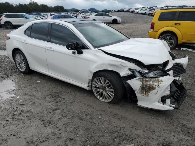 2018 TOYOTA CAMRY SE/X 4T1BZ1HK8JU004930