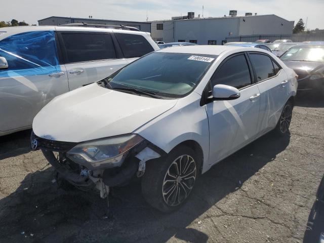 VIN 5YFBURHE7FP258239 2015 Toyota Corolla, L no.1