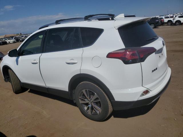 VIN JTMRFREV5JJ192235 2018 Toyota RAV4, Adventure no.2