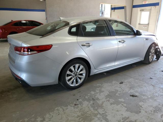 VIN 5XXGT4L31JG266016 2018 KIA Optima, LX no.3