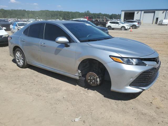 4T1B11HK5JU075462 Toyota Camry L 2018