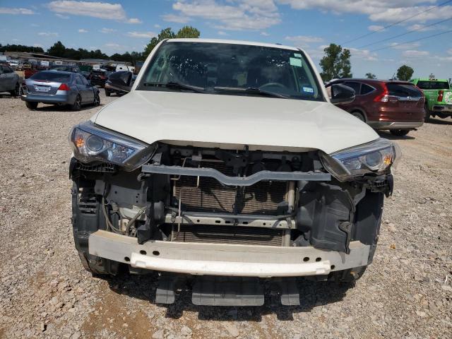 2019 TOYOTA 4RUNNER SR - JTEZU5JR1K5192309