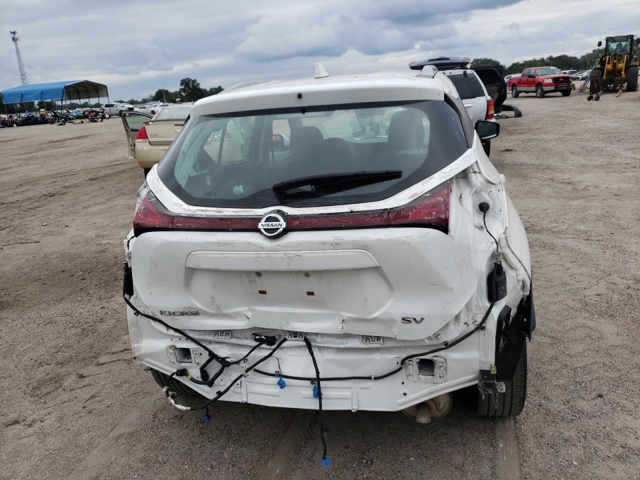 Lot #2955589683 2021 NISSAN KICKS SV