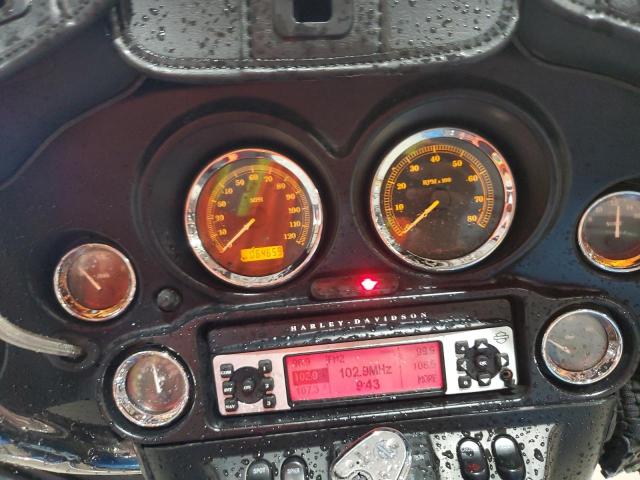 2011 HARLEY-DAVIDSON FLHTCU 1HD1FC413BB628843