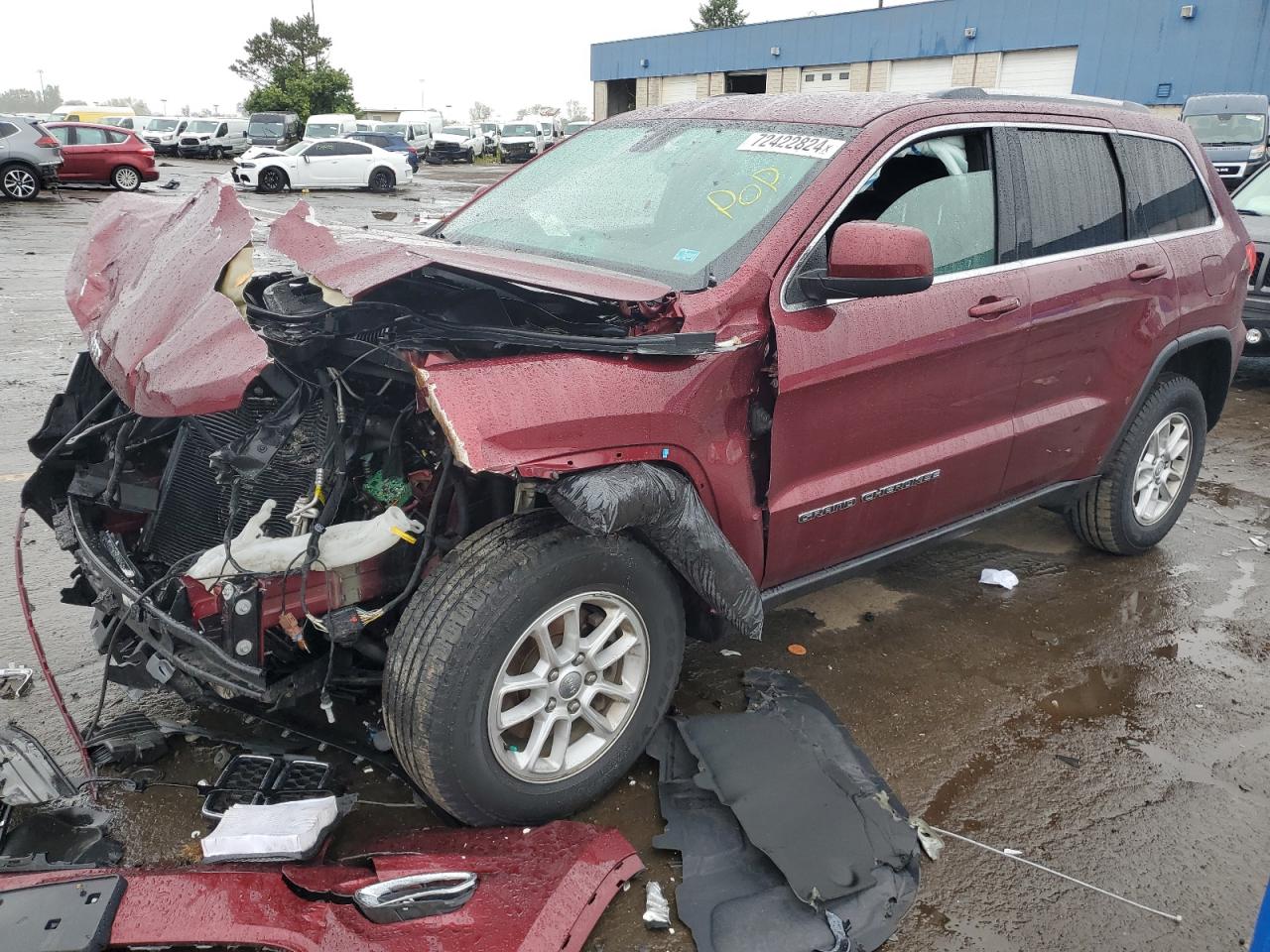  Salvage Jeep Grand Cherokee