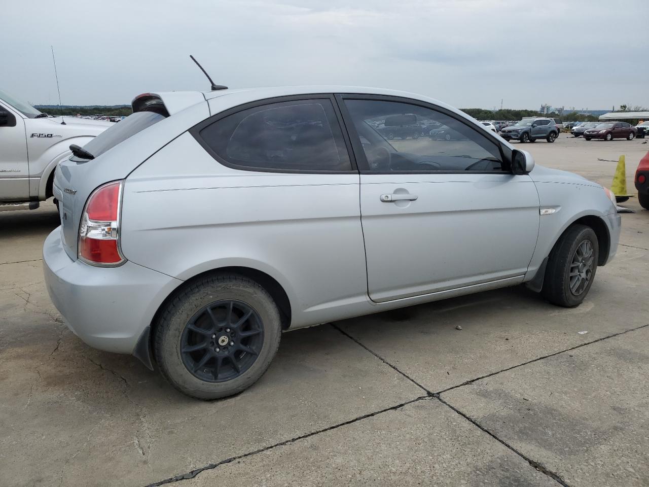 Lot #3053267768 2010 HYUNDAI ACCENT BLU