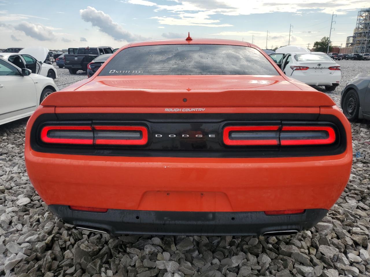 Lot #3048536905 2016 DODGE CHALLENGER