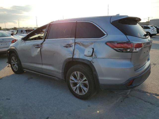 VIN 5TDZKRFH1FS080790 2015 Toyota Highlander, LE no.2