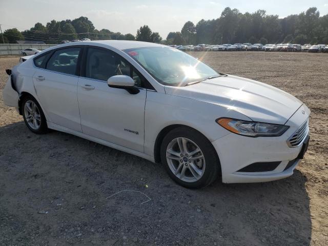 VIN 3FA6P0UU2JR122188 2018 FORD FUSION no.4