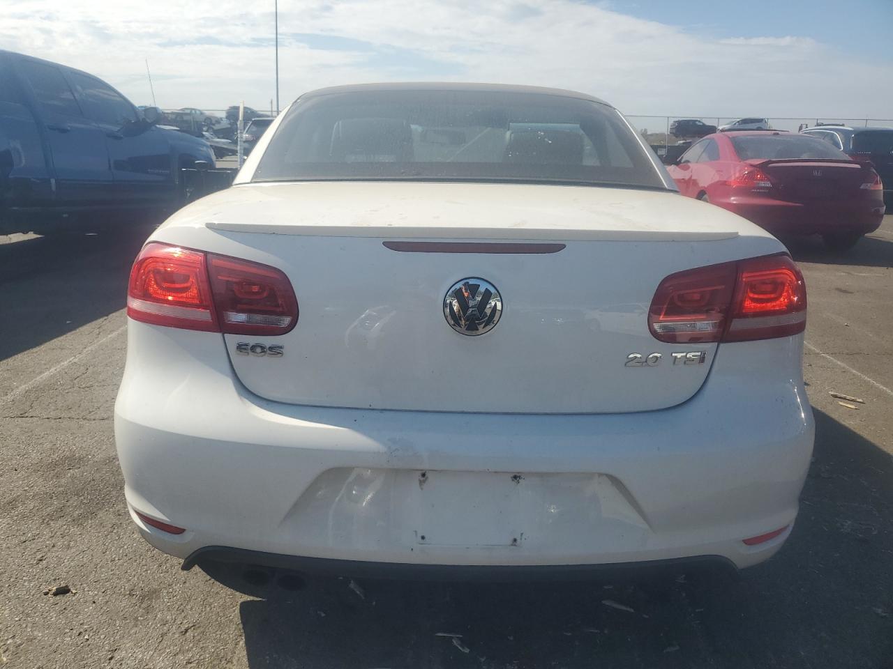 Lot #3041875473 2012 VOLKSWAGEN EOS KOMFOR