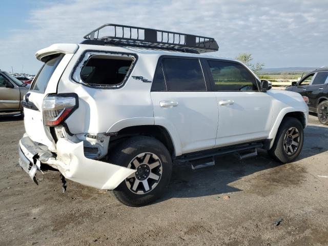 2019 TOYOTA 4RUNNER SR - JTEBU5JR9K5731597