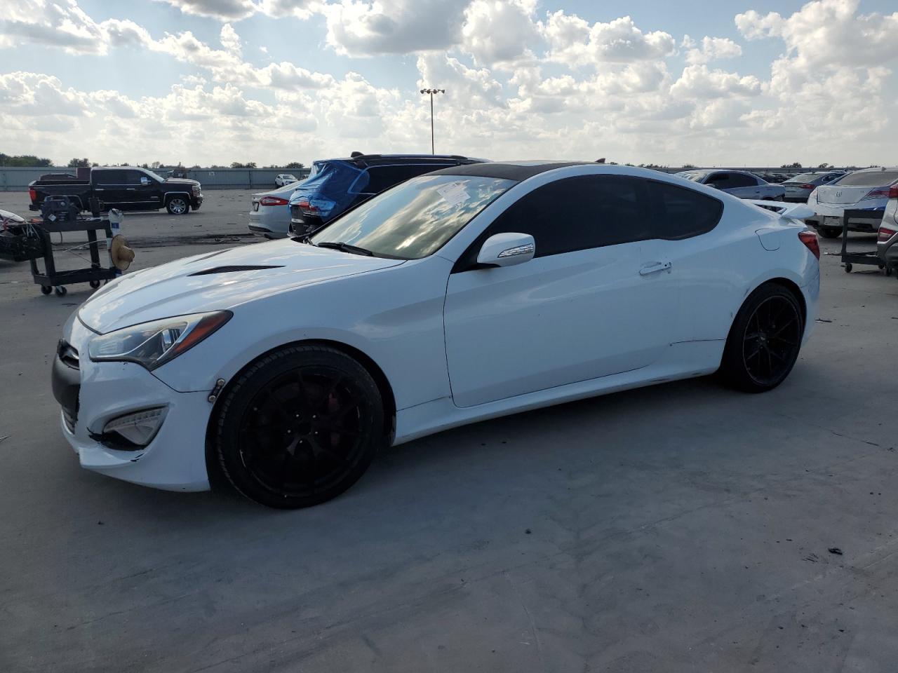 Hyundai Genesis Coupe 2015 GLS(Middle)