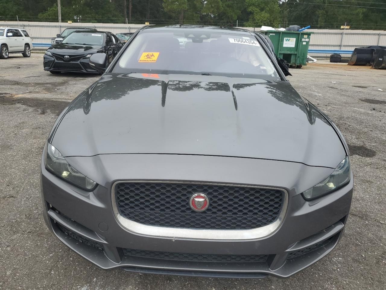 Lot #2891081204 2017 JAGUAR XE PRESTIG