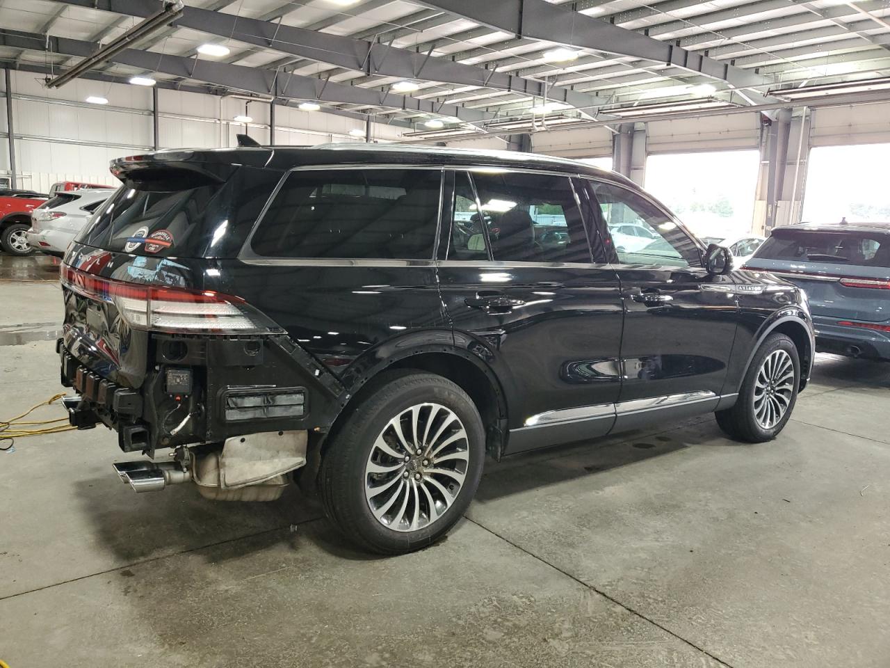 Lot #2921548691 2023 LINCOLN AVIATOR