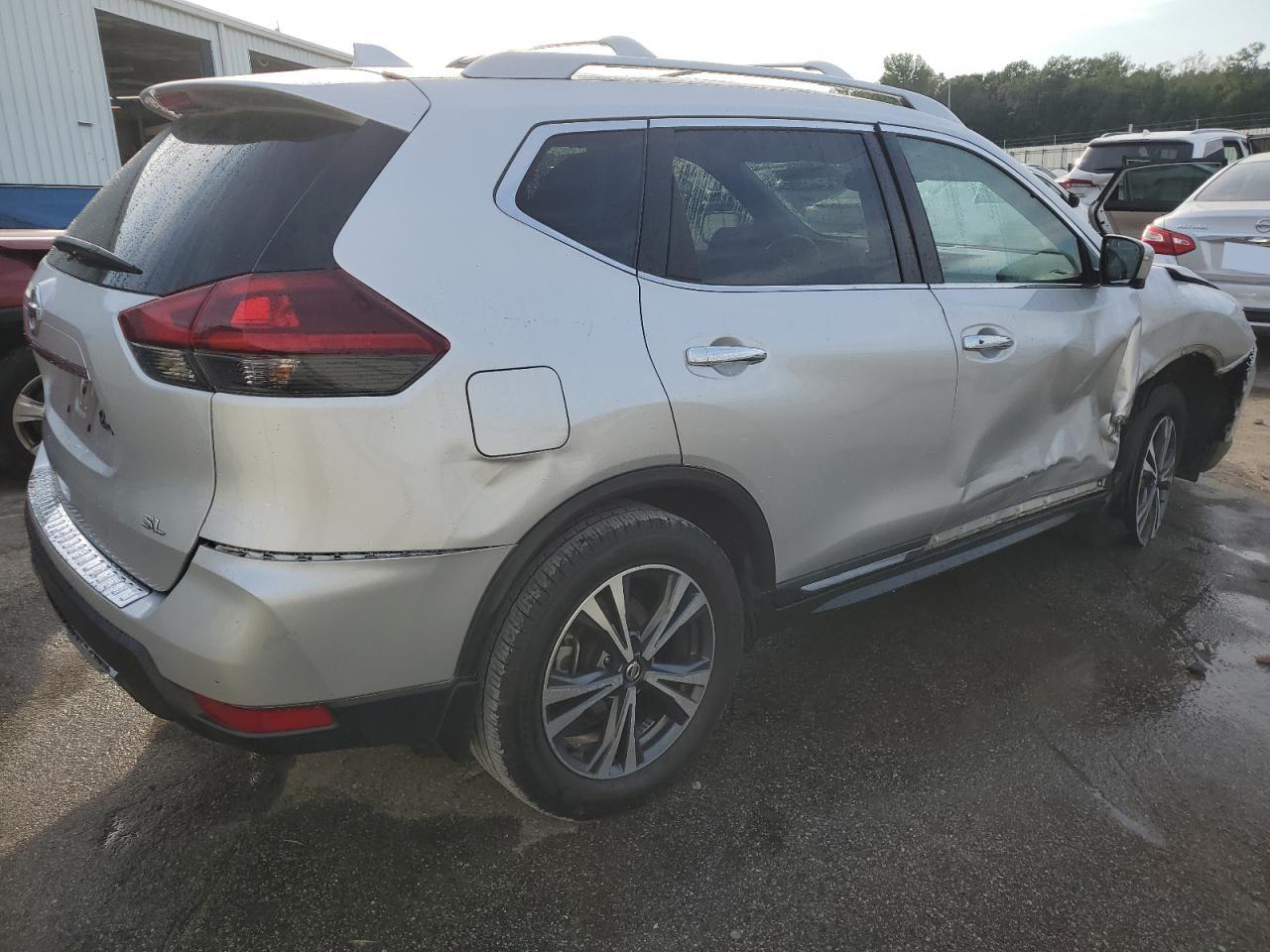 Lot #2926337436 2018 NISSAN ROGUE S