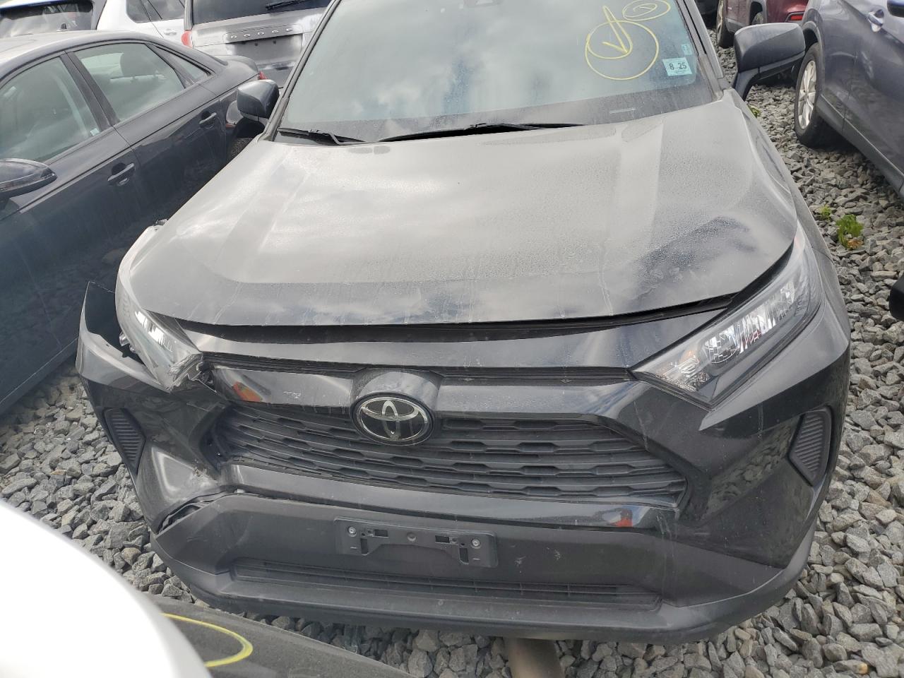 Lot #2945595078 2020 TOYOTA RAV4 LE