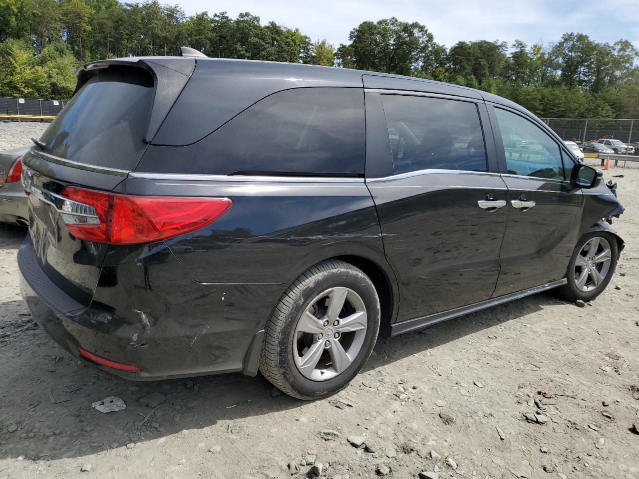 Lot #2972318529 2018 HONDA ODYSSEY EX