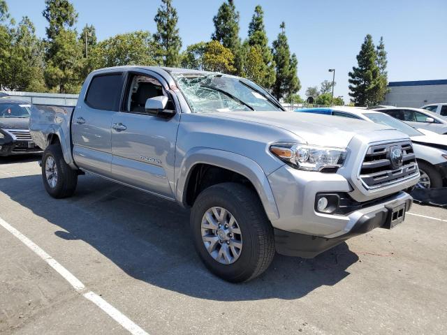 VIN 3TMAZ5CN2JM066238 2018 Toyota Tacoma, Double Cab no.4