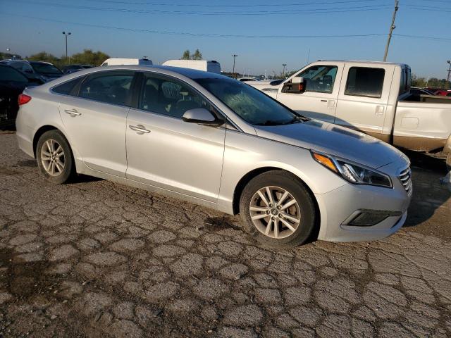 VIN 5NPE24AF1GH374009 2016 Hyundai Sonata, SE no.4