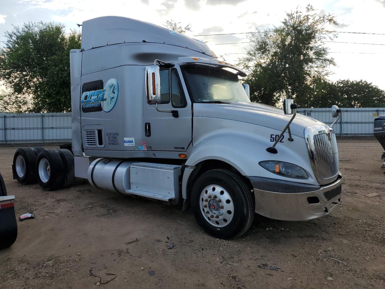 International LF687 2017 ProStar+