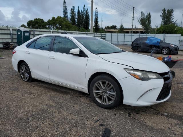 VIN 4T1BF1FK3HU390713 2017 Toyota Camry, LE no.4