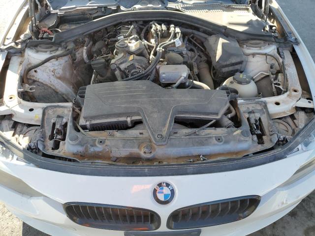 VIN WBA3C3G51FNT52262 2015 BMW 3 Series, 320 I Xdrive no.11