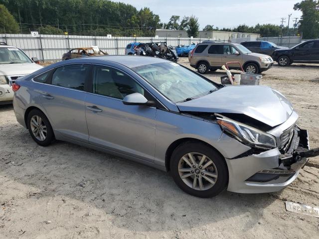 VIN 5NPE24AFXFH153880 2015 Hyundai Sonata, SE no.4