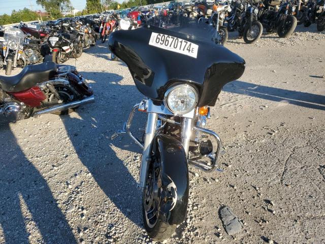 2013 HARLEY-DAVIDSON FLHX STREE - 1HD1KBM10DB686871