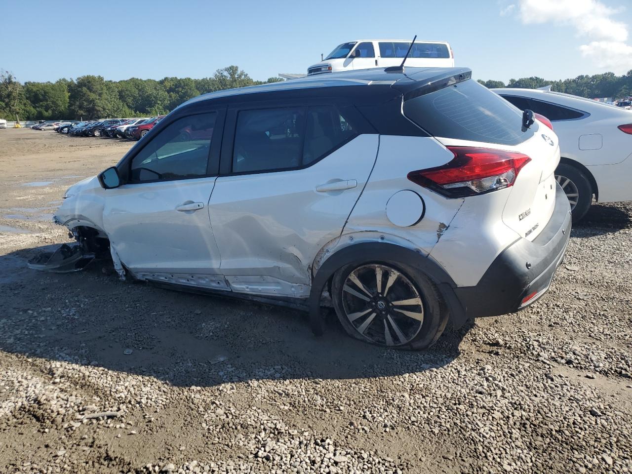 Lot #2938467427 2020 NISSAN KICKS SV