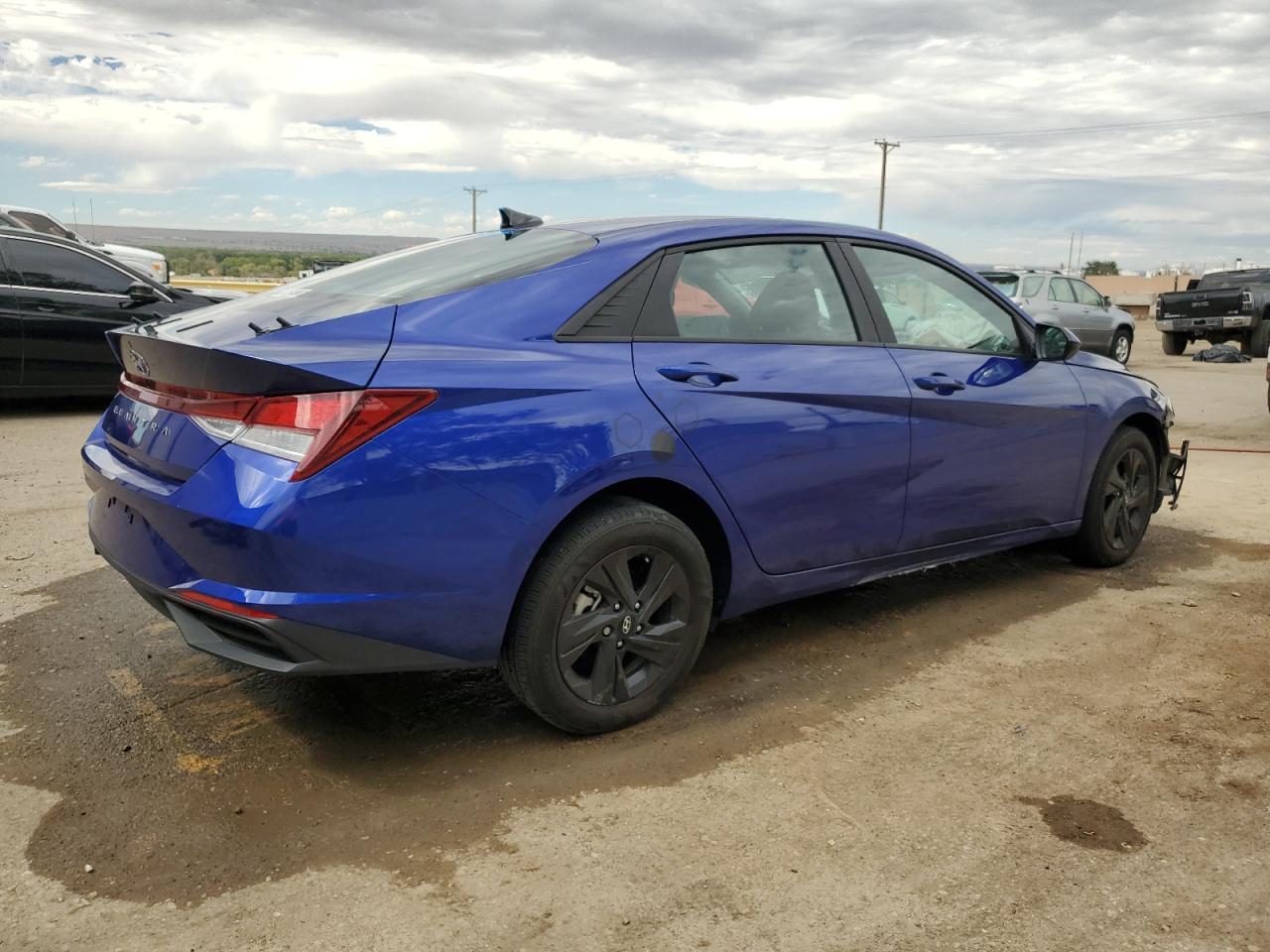 Lot #2890903657 2023 HYUNDAI ELANTRA SE