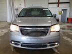 CHRYSLER TOWN & COU photo