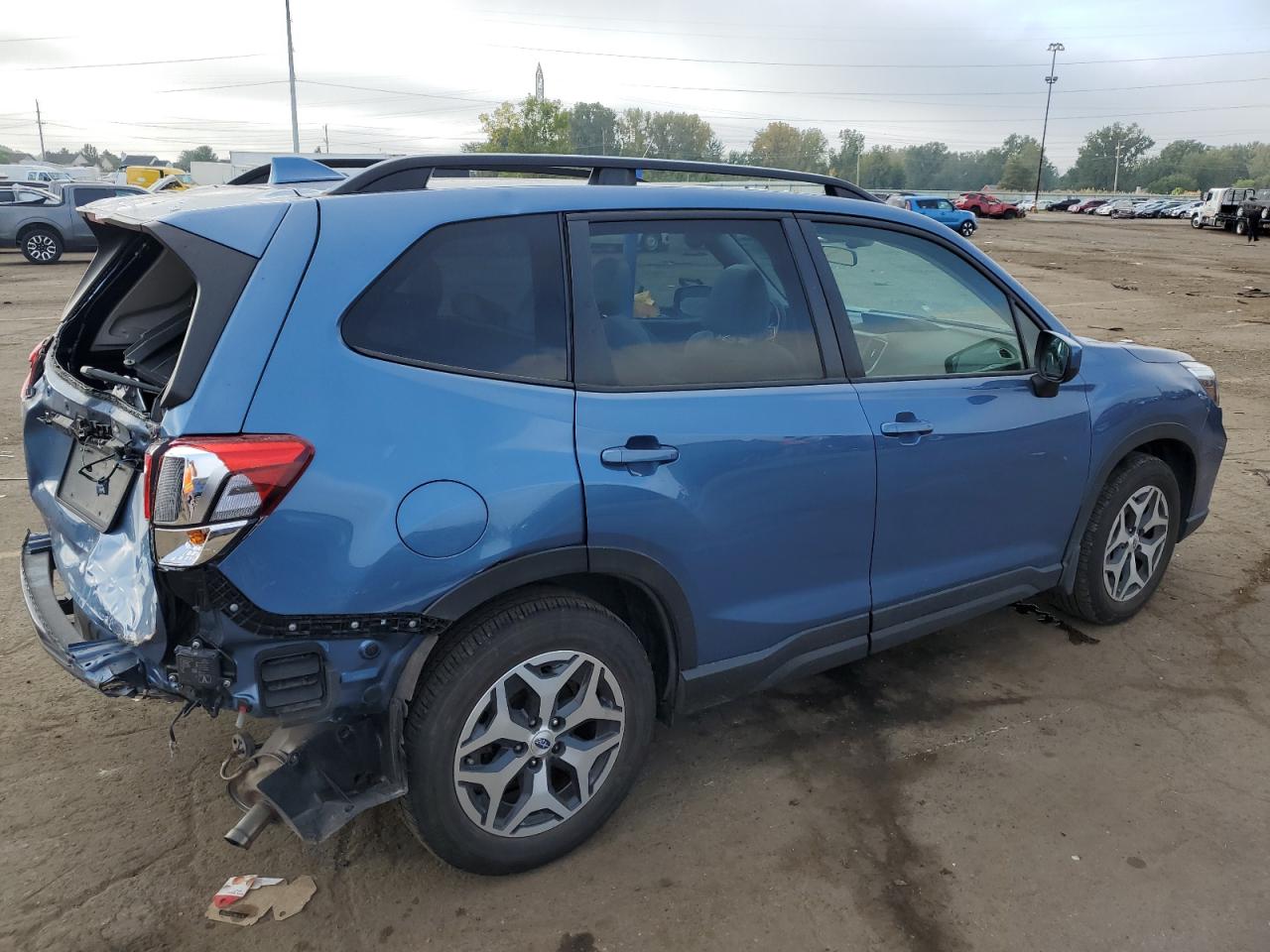 Lot #2991233103 2021 SUBARU FORESTER P